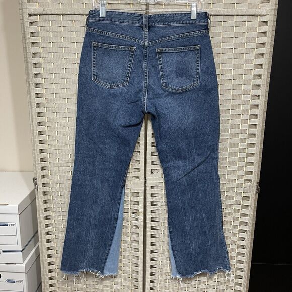 Pilcro Crop Flare Jeans Size 28 Two Tone Blue Denim Raw Hem Button Fly 5 Pocket - Picture 2 of 10